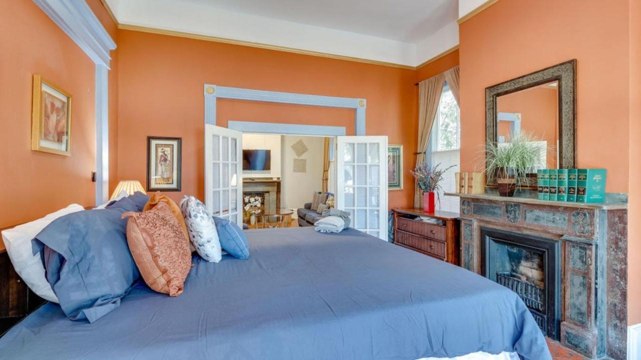Elegant 2 Bed Directly On Forsyth Park Apartamento Savannah Exterior foto
