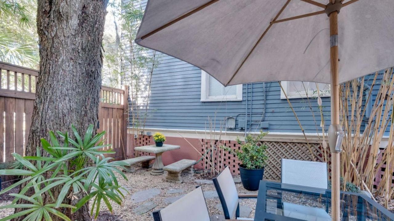 Elegant 2 Bed Directly On Forsyth Park Apartamento Savannah Exterior foto
