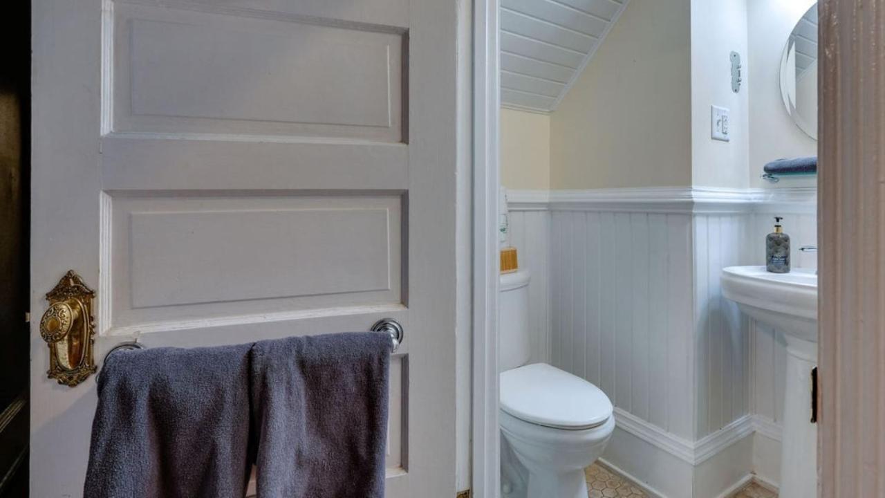 Elegant 2 Bed Directly On Forsyth Park Apartamento Savannah Exterior foto